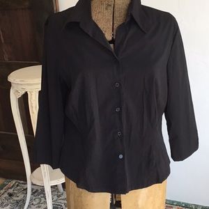 Black button up shirt, size XL. EUC